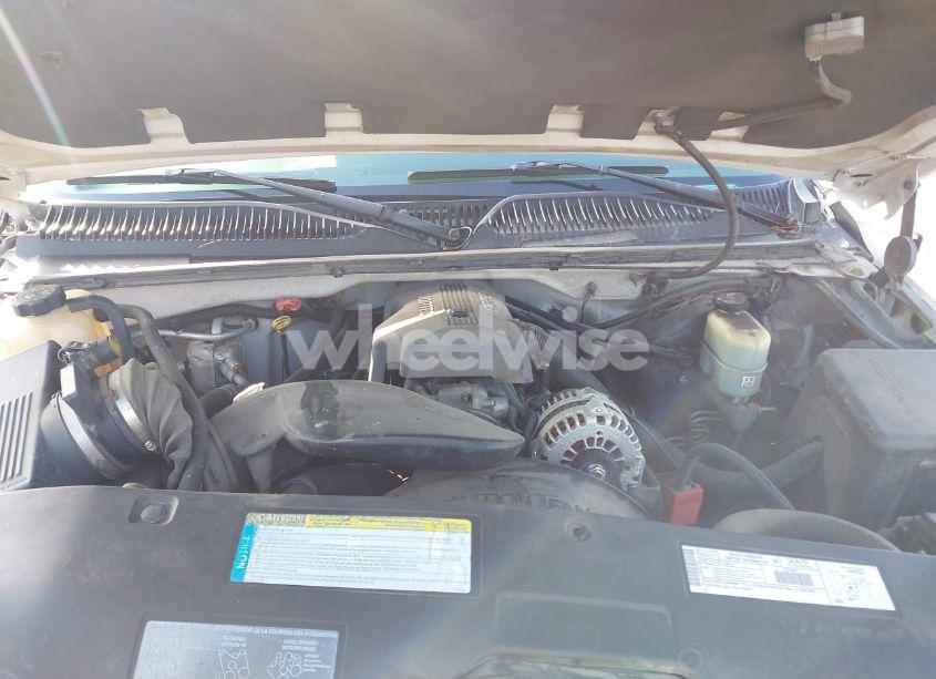 Photo 10 of 2000 Chevrolet Silverado 1500 LT (VIN 2GCEC19T1Y1407597)