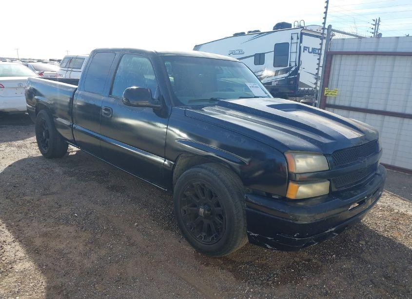 2001 Chevrolet Silverado 1500 LS (VIN 2GCEC19T211113938) main photo