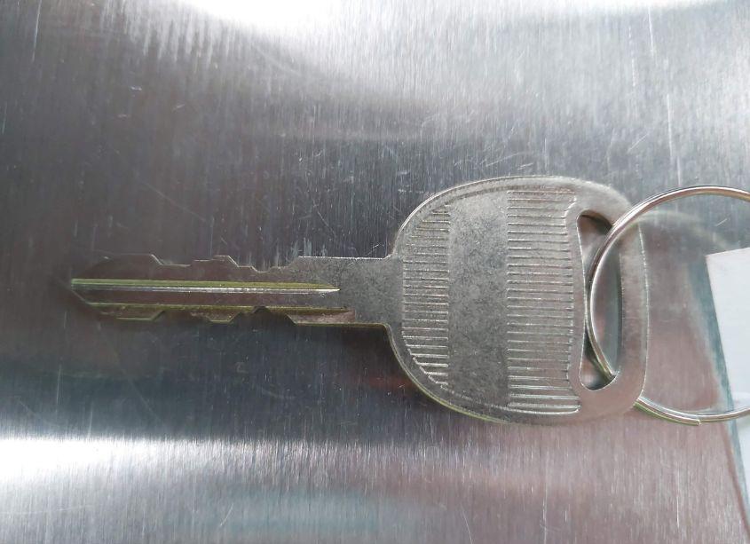 Photo 11 of 2001 Chevrolet Silverado 1500 LS (VIN 2GCEC19T211113938)