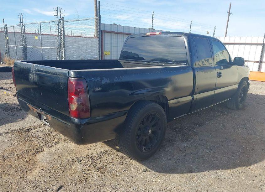 Photo 4 of 2001 Chevrolet Silverado 1500 LS (VIN 2GCEC19T211113938)