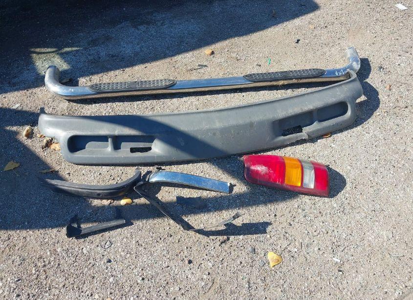 Photo 11 of 2001 Chevrolet Silverado 1500 LS (VIN 2GCEC19T211191961)