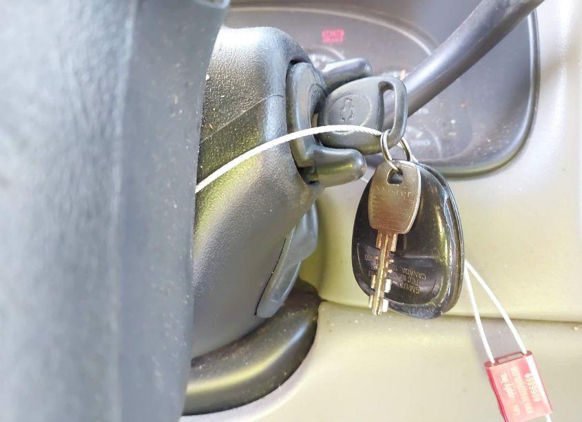 Photo 11 of 2001 Chevrolet Silverado 1500 LS (VIN 2GCEC19T211224733)