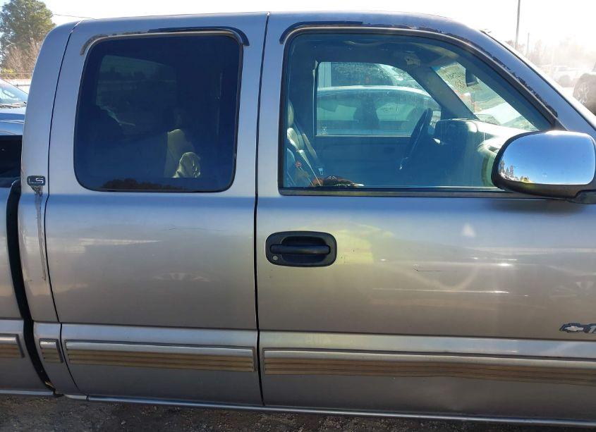 Photo 14 of 2001 Chevrolet Silverado 1500 LS (VIN 2GCEC19T211224733)