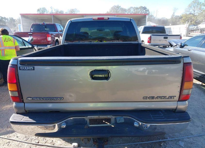 Photo 17 of 2001 Chevrolet Silverado 1500 LS (VIN 2GCEC19T211224733)