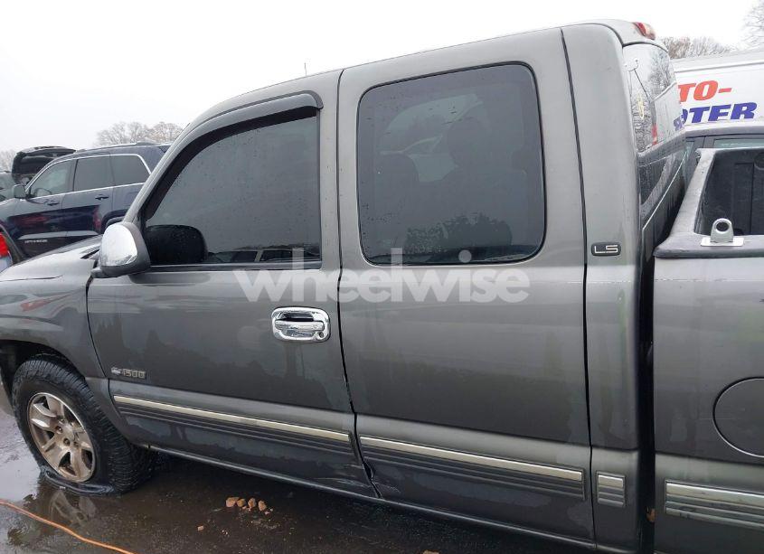 Photo 14 of 2002 Chevrolet Silverado 1500 LS (VIN 2GCEC19T221112323)