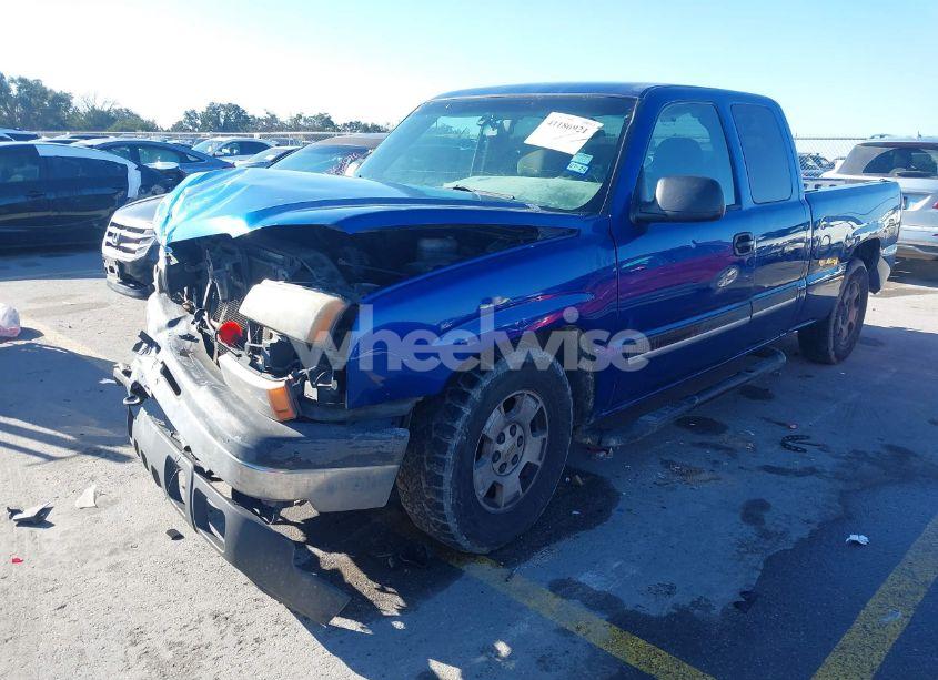 Photo 2 of 2003 Chevrolet Silverado 1500 LS (VIN 2GCEC19T231359598)
