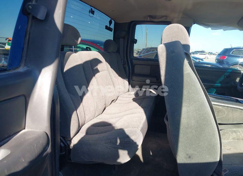 Photo 8 of 2003 Chevrolet Silverado 1500 LS (VIN 2GCEC19T231359598)