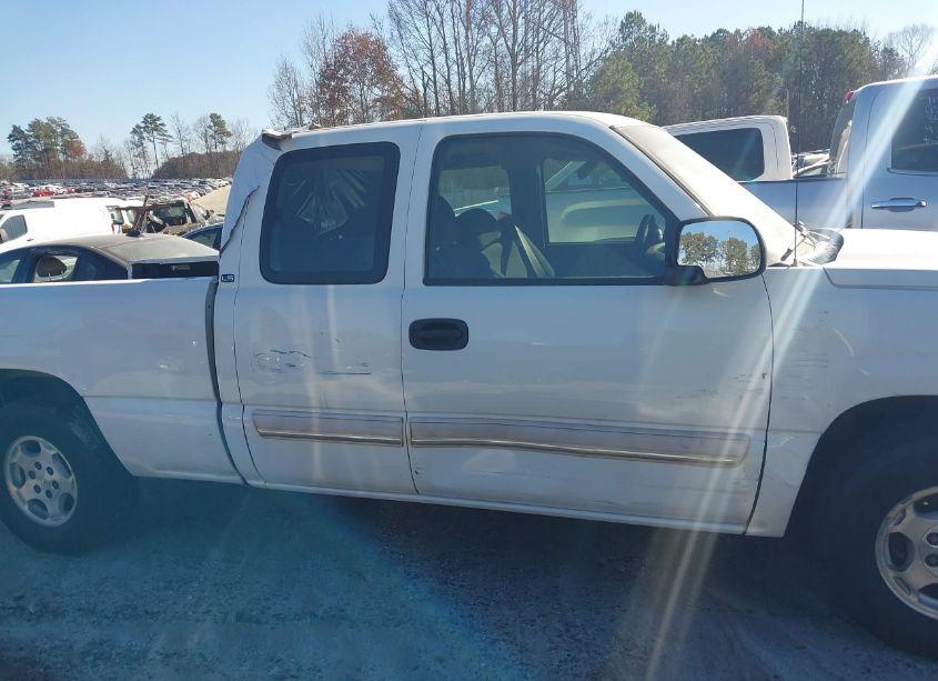Photo 13 of 2004 Chevrolet Silverado 1500 LS (VIN 2GCEC19T241384809)