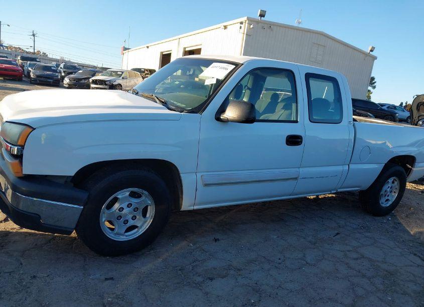 Photo 14 of 2004 Chevrolet Silverado 1500 LS (VIN 2GCEC19T241384809)