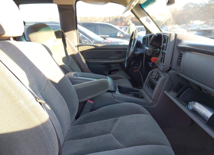 Photo 5 of 2004 Chevrolet Silverado 1500 LS (VIN 2GCEC19T241384809)