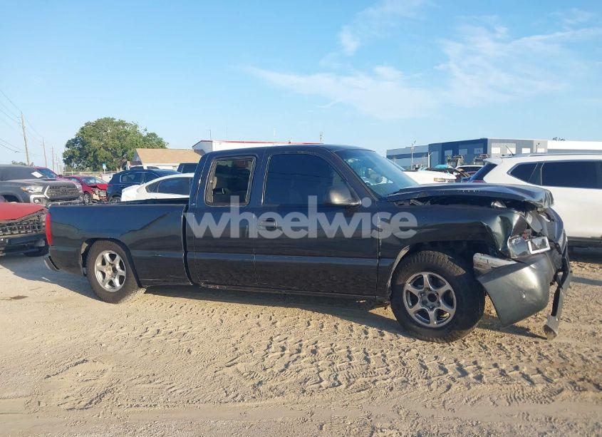 Photo 13 of 2005 Chevrolet Silverado 1500 LS (VIN 2GCEC19T251171411)