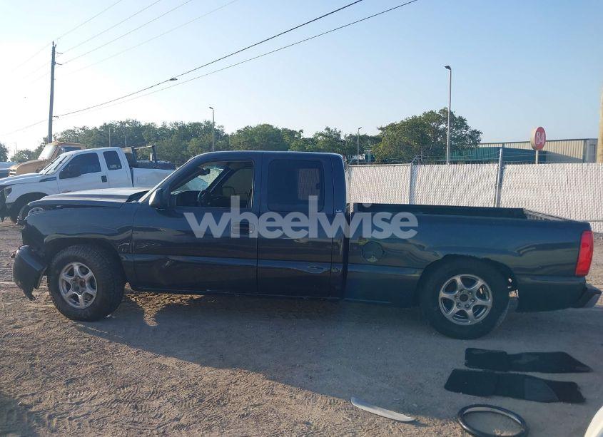 Photo 14 of 2005 Chevrolet Silverado 1500 LS (VIN 2GCEC19T251171411)