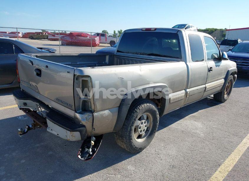 Photo 4 of 1999 Chevrolet Silverado 1500 LS (VIN 2GCEC19T2X1273939)
