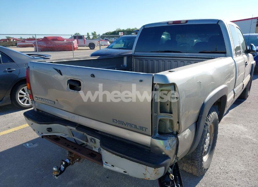 Photo 6 of 1999 Chevrolet Silverado 1500 LS (VIN 2GCEC19T2X1273939)