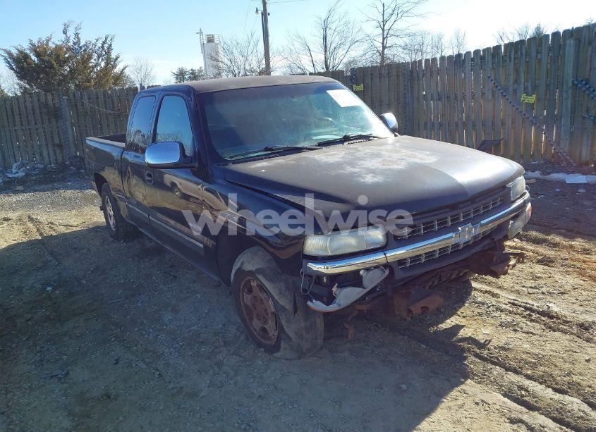 2000 Chevrolet Silverado 1500 LS (VIN 2GCEC19T2Y1299510) main photo