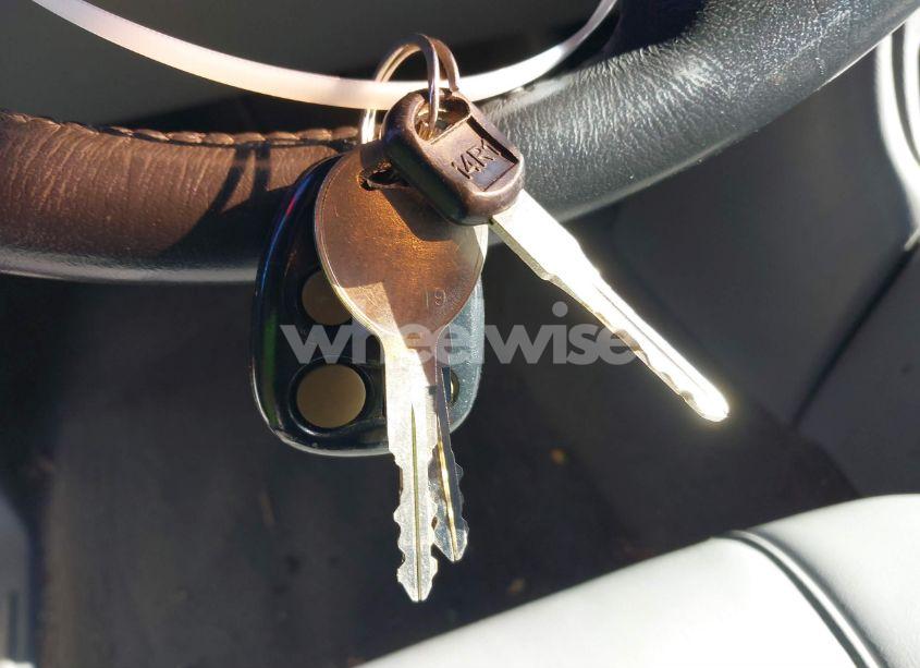 Photo 11 of 2000 Chevrolet Silverado 1500 LS (VIN 2GCEC19T2Y1353016)