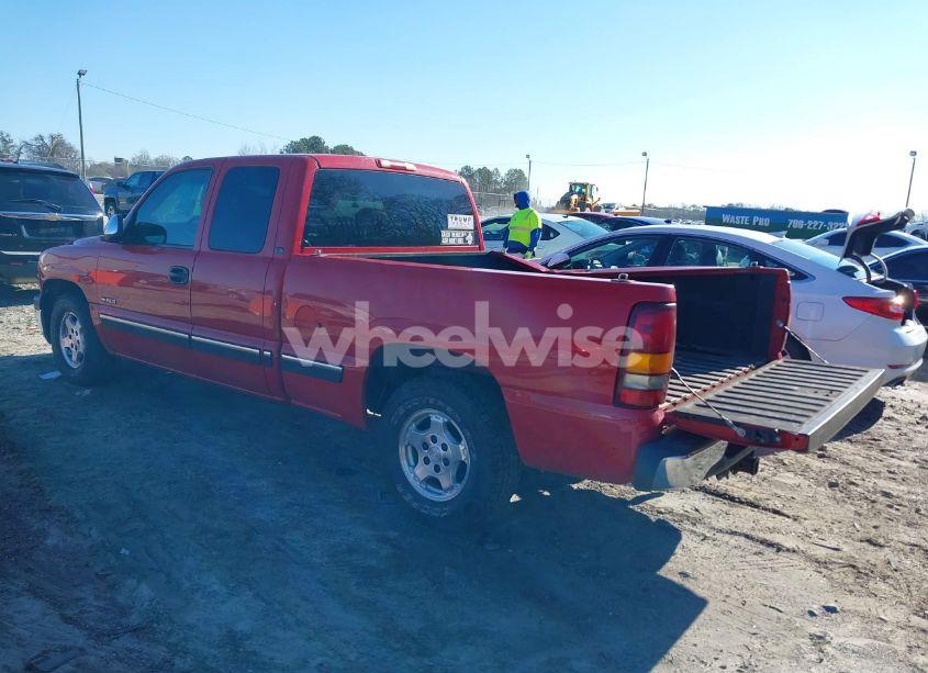 Photo 3 of 2000 Chevrolet Silverado 1500 LS (VIN 2GCEC19T2Y1353016)