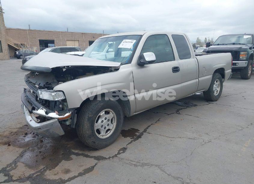 Photo 2 of 2001 Chevrolet Silverado 1500 LT (VIN 2GCEC19T311109560)