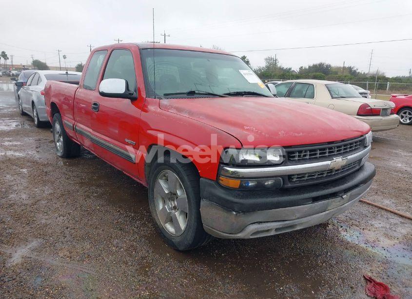 2001 Chevrolet Silverado 1500 LS (VIN 2GCEC19T311169872) main photo