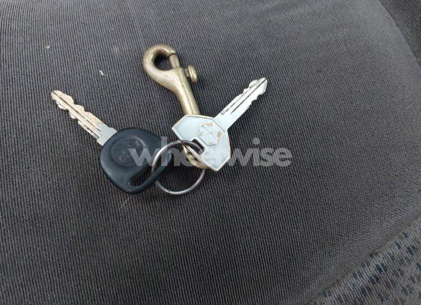 Photo 11 of 2001 Chevrolet Silverado 1500 LS (VIN 2GCEC19T311169872)