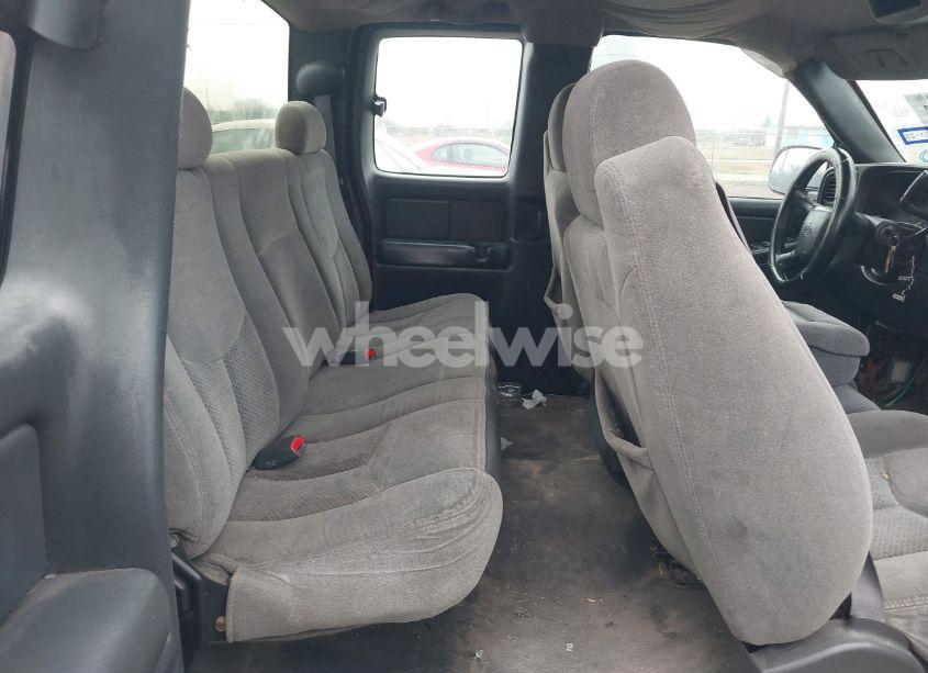 Photo 8 of 2001 Chevrolet Silverado 1500 LS (VIN 2GCEC19T311169872)