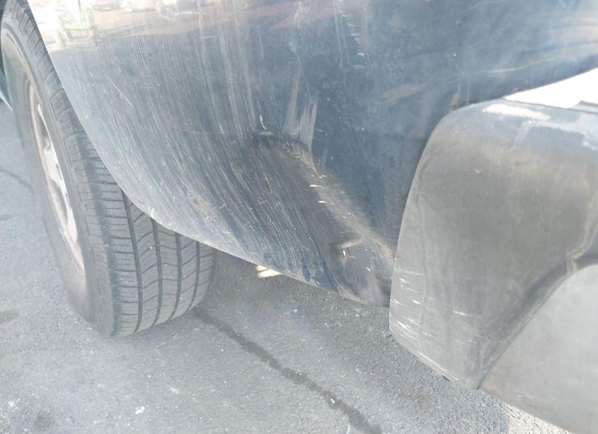 Photo 6 of 2001 Chevrolet Silverado 1500 LS (VIN 2GCEC19T311172738)