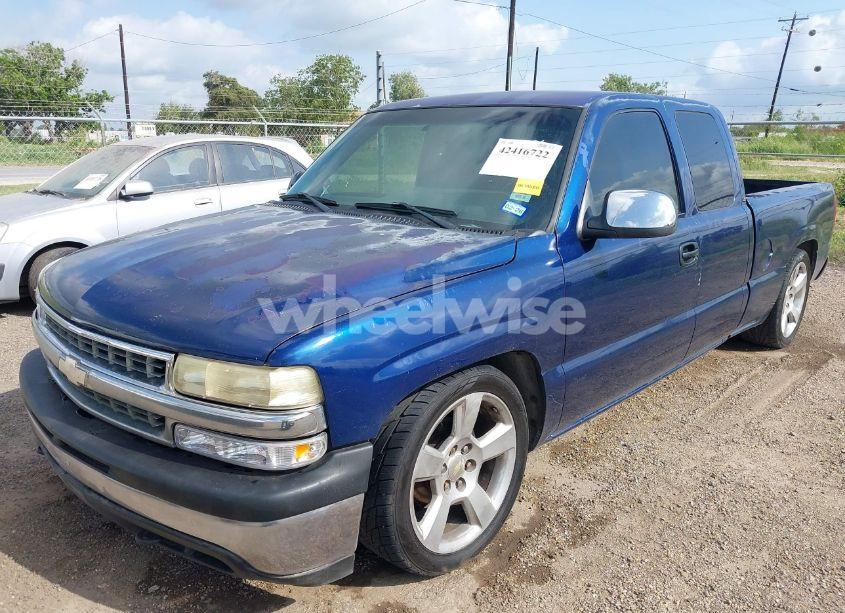 Photo 2 of 2001 Chevrolet Silverado 1500 LS (VIN 2GCEC19T311265131)