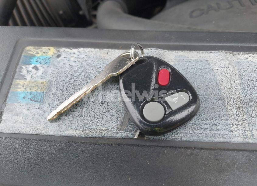 Photo 11 of 2001 Chevrolet Silverado 1500 LS (VIN 2GCEC19T311407574)