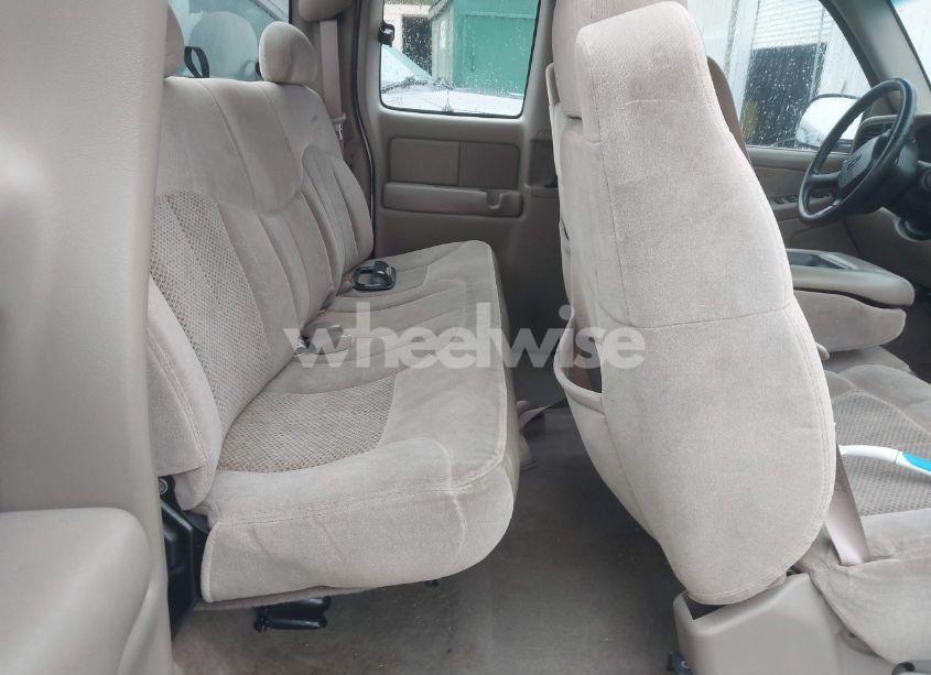 Photo 8 of 2001 Chevrolet Silverado 1500 LS (VIN 2GCEC19T311407574)