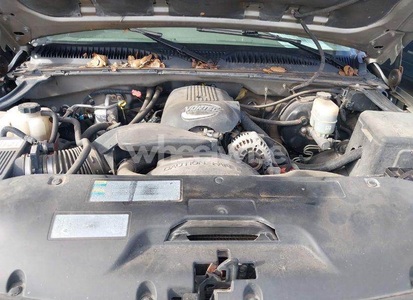 Photo 10 of 2002 Chevrolet Silverado 1500 LS (VIN 2GCEC19T321168710)