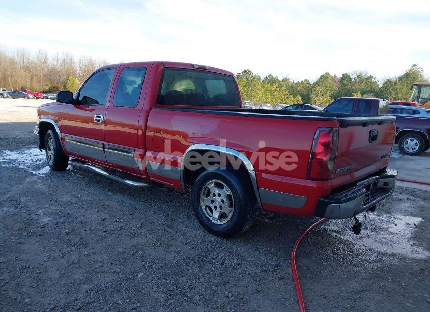 Photo 3 of 2003 Chevrolet Silverado 1500 LS (VIN 2GCEC19T331107908)