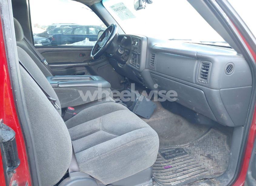 Photo 5 of 2003 Chevrolet Silverado 1500 LS (VIN 2GCEC19T331107908)