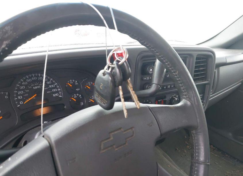 Photo 11 of 2003 Chevrolet Silverado 1500 LS (VIN 2GCEC19T331393968)