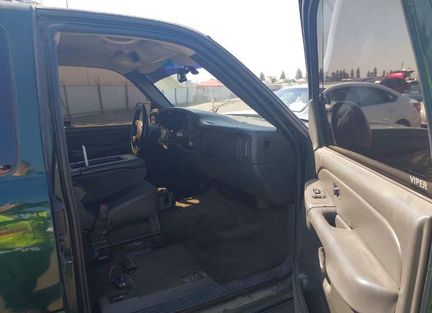 Photo 5 of 2004 Chevrolet Silverado 1500 LS (VIN 2GCEC19T341186305)