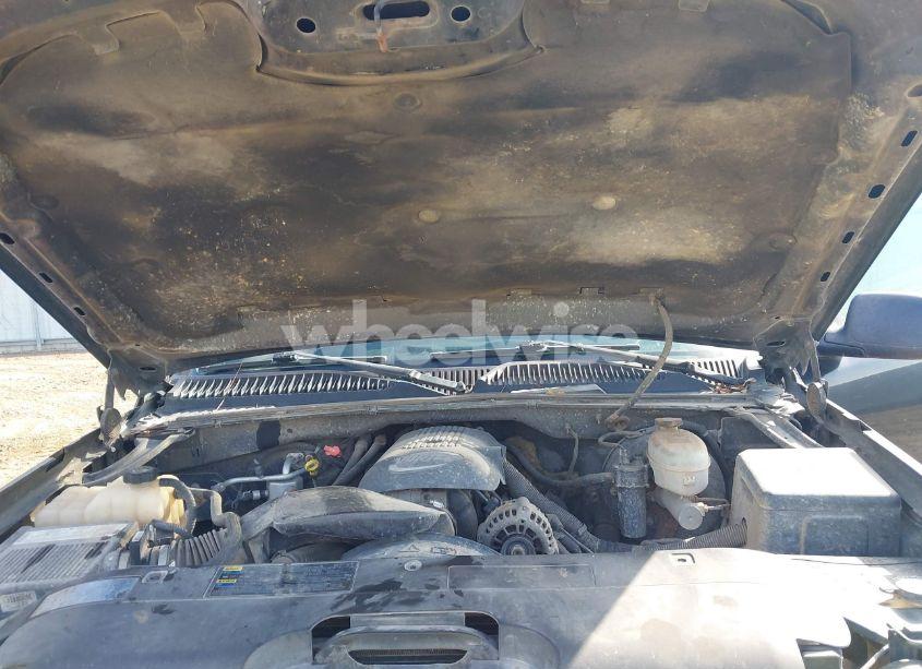 Photo 10 of 2004 Chevrolet Silverado 1500 LS (VIN 2GCEC19T341282029)