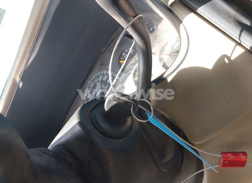 Photo 11 of 2004 Chevrolet Silverado 1500 LS (VIN 2GCEC19T341282029)