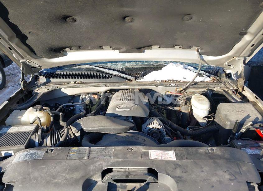 Photo 10 of 2004 Chevrolet Silverado 1500 LS (VIN 2GCEC19T341295573)