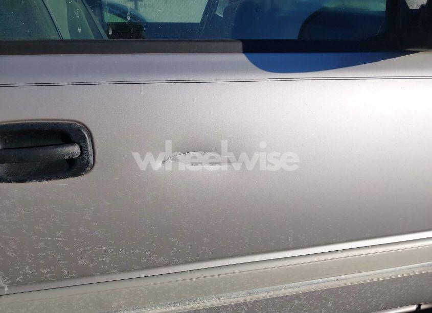 Photo 6 of 2004 Chevrolet Silverado 1500 LS (VIN 2GCEC19T341295573)