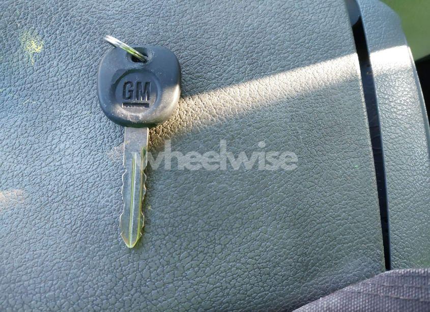 Photo 11 of 2004 Chevrolet Silverado 1500 LS (VIN 2GCEC19T341329835)