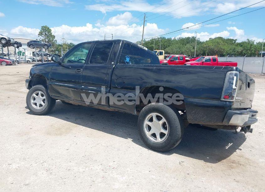 Photo 3 of 2005 Chevrolet Silverado 1500 LS (VIN 2GCEC19T351295848)