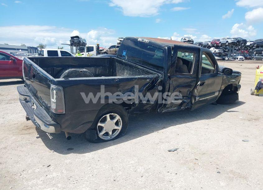 Photo 4 of 2005 Chevrolet Silverado 1500 LS (VIN 2GCEC19T351295848)