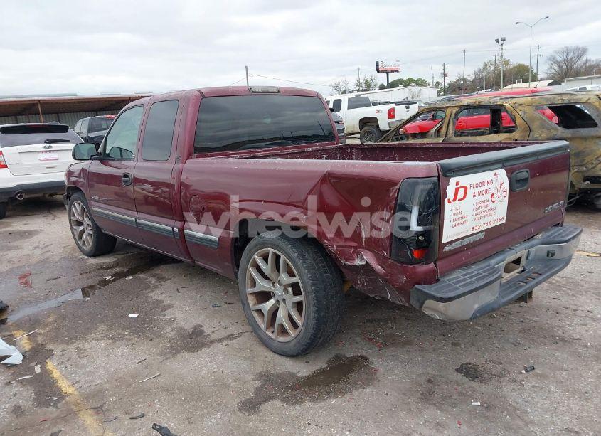 Photo 3 of 2001 Chevrolet Silverado 1500 LS (VIN 2GCEC19T411197082)