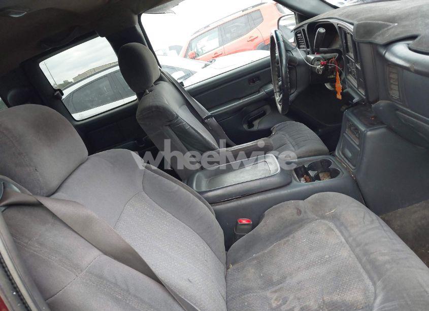 Photo 5 of 2001 Chevrolet Silverado 1500 LS (VIN 2GCEC19T411197082)