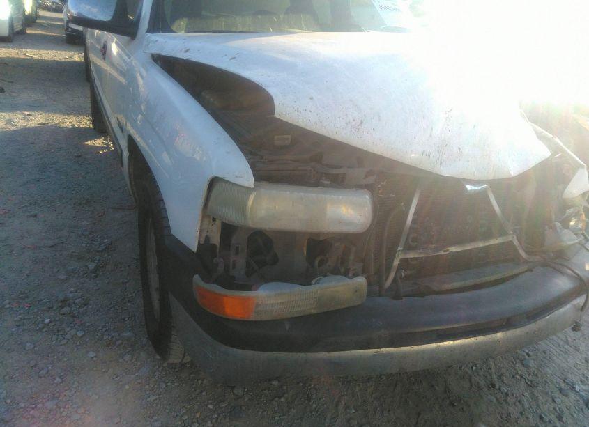 Photo 12 of 2002 Chevrolet Silverado 1500 LS (VIN 2GCEC19T421279086)