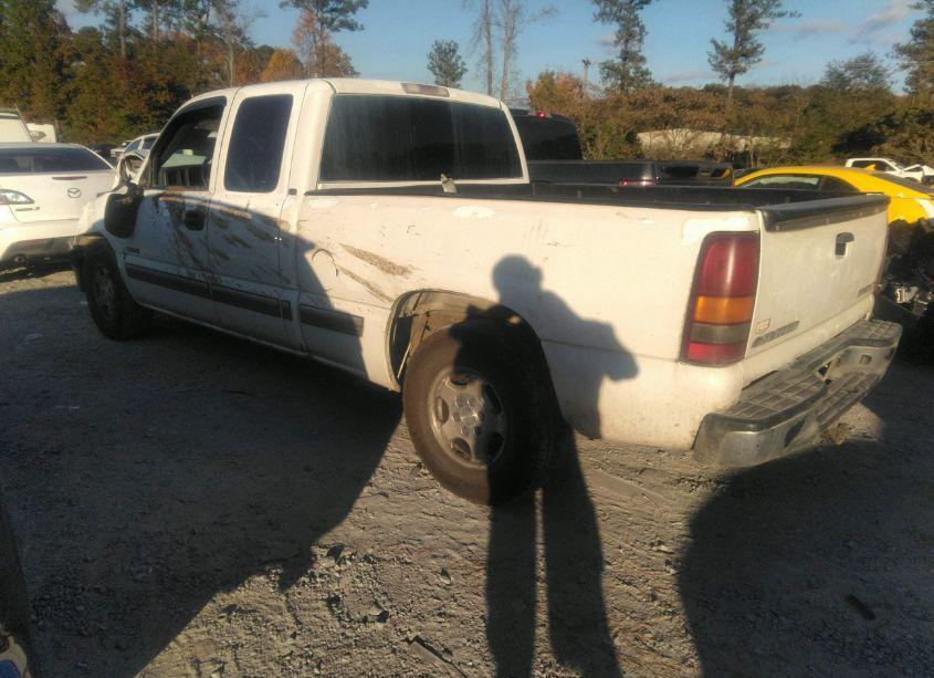 Photo 3 of 2002 Chevrolet Silverado 1500 LS (VIN 2GCEC19T421279086)