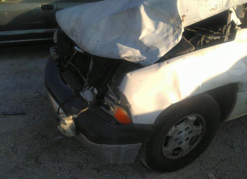 Photo 6 of 2002 Chevrolet Silverado 1500 LS (VIN 2GCEC19T421279086)