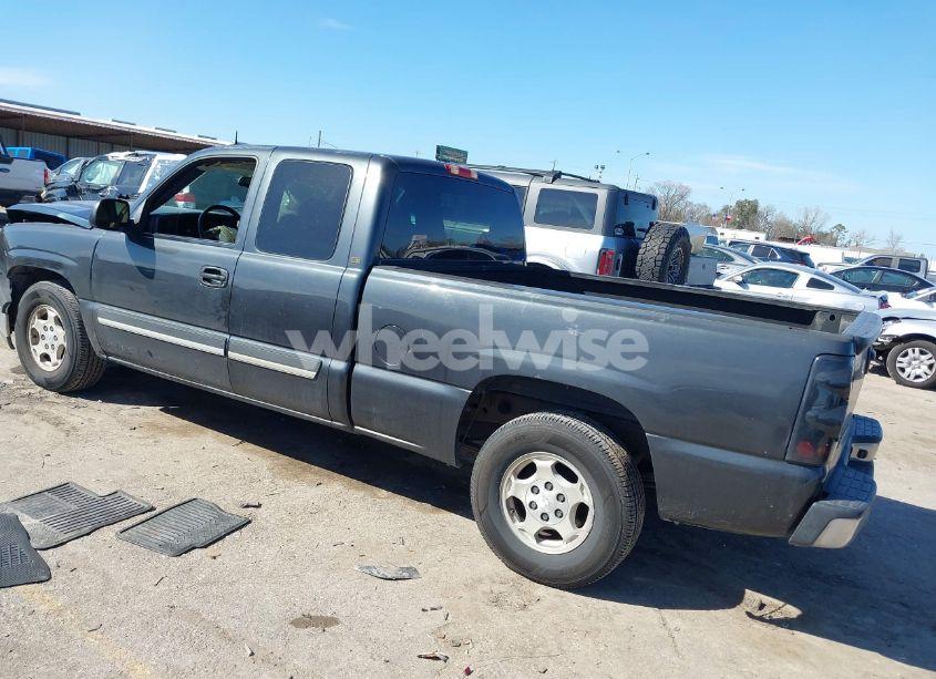 Photo 3 of 2003 Chevrolet Silverado 1500 LT (VIN 2GCEC19T431177613)