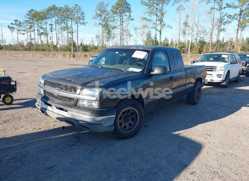 Photo 2 of 2003 Chevrolet Silverado 1500 LS (VIN 2GCEC19T431408042)