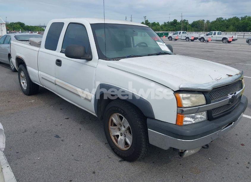 2004 Chevrolet Silverado 1500 LS (VIN 2GCEC19T441157394) main photo