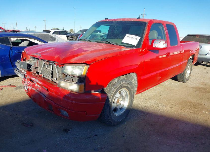 Photo 2 of 2004 Chevrolet Silverado 1500 LT (VIN 2GCEC19T441262758)